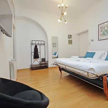 Modern Flat In Termini Station דירה רומא